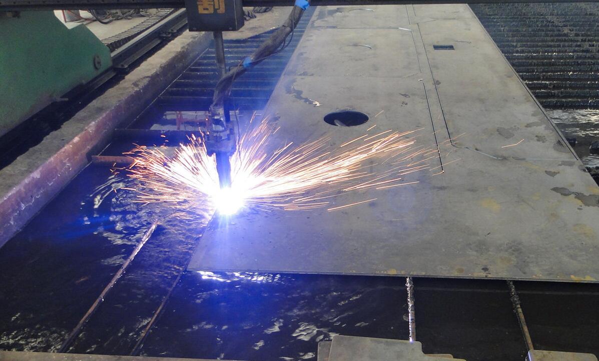 Cutting steel material