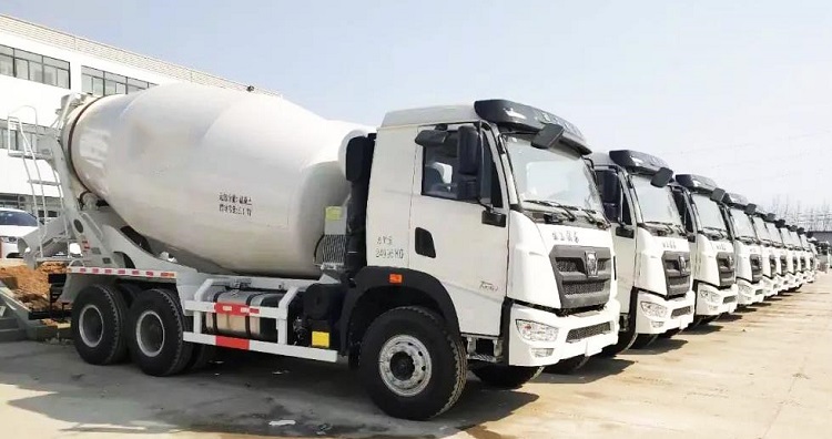 Concrete Mixer Truck Mixing Tank Truck for Sale