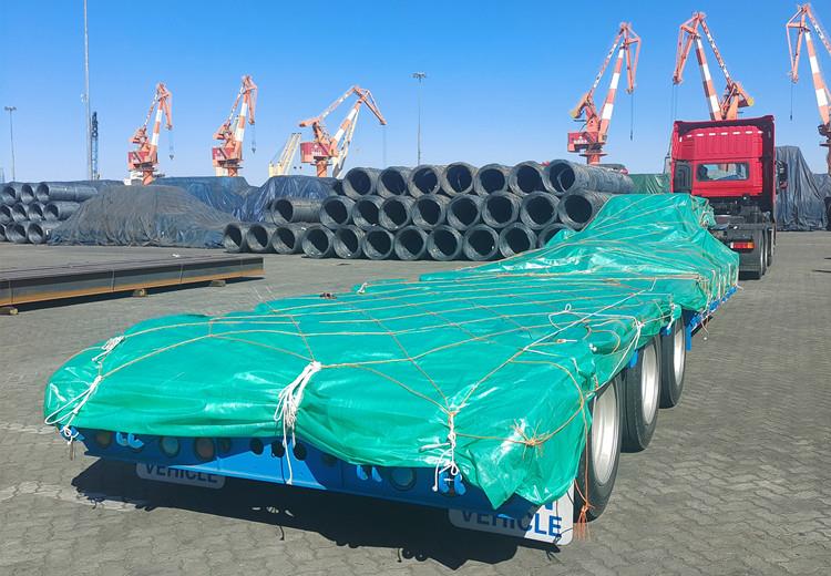 Shipping Package Services of Low Bed Trailer