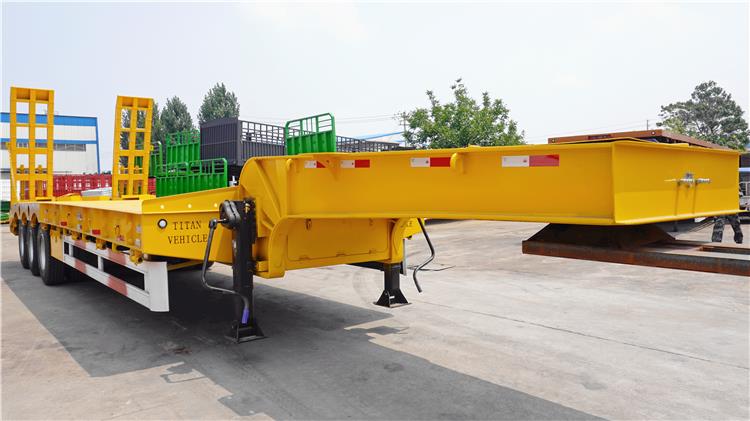 Low Bed Truck Price | Tri Axle Low Bed Semi Trailer for Sale