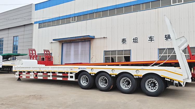 4 Axle Semi Low Bed Trailer for Sale in Algeria