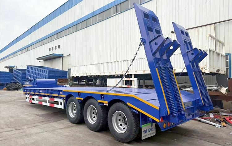 3 Axle 50 Ton Semi Low Bed Trailer Truck for Sale Price in Guyana