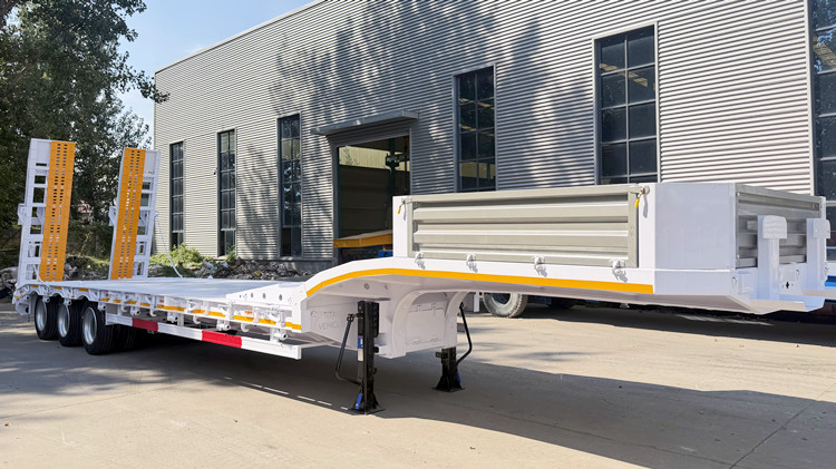 Lightweight 3 Axle Low Loader Trailer for Sale Tanzania